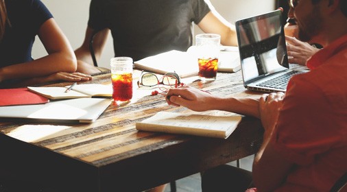 集團(tuán)公司網(wǎng)站建設(shè)