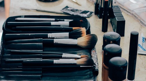 美容化妝行業(yè)網(wǎng)站建設(shè)