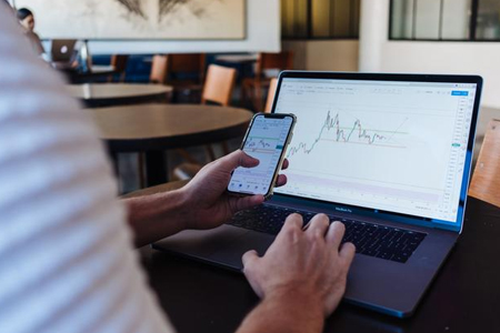 SEO如何應(yīng)對(duì)搜索引擎的算法調(diào)整？