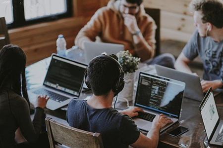 企業(yè)網(wǎng)站開發(fā)如何避免出現(xiàn)各種不可預(yù)計的問題