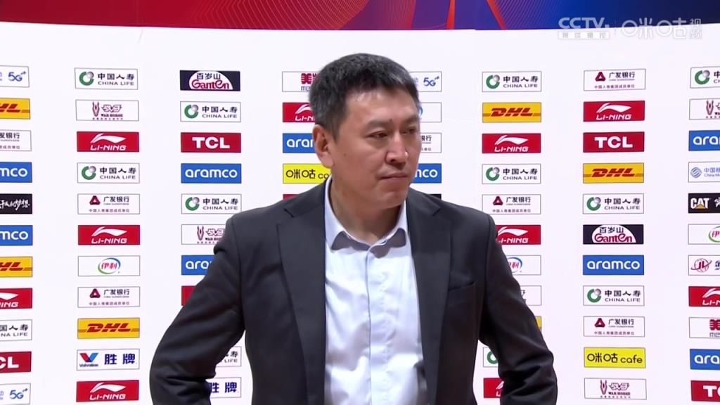 誰？成人女星：曾和一名湖人球員發(fā)生性關(guān)系